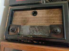 Stará -Historická rádia,kompletní,byla funkcní