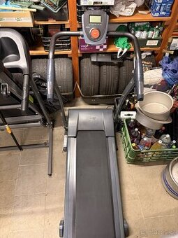 Bezmotorový běžecký pás