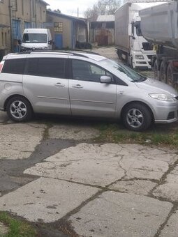 Mazda 5,    7 místná 2.0 diesel