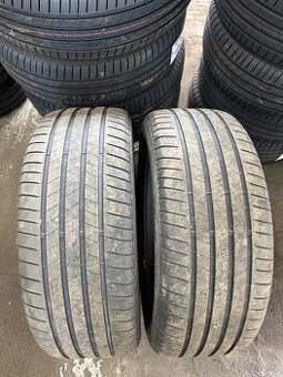 255/45 R20 105 W Firestone
