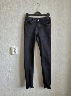 Bershka skinny used look, vel. XS