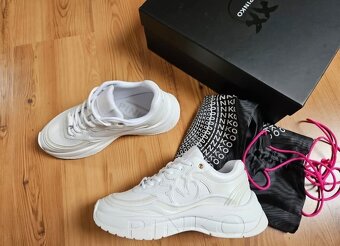 Pinko kožené sneakers vel.37, 38, 39 a 40 nové original