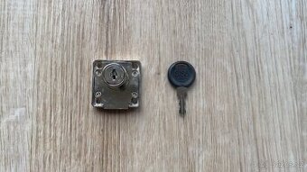 Zámky SISO - 1