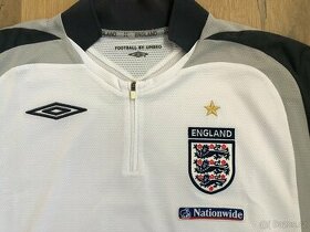 Umbro dres England.
