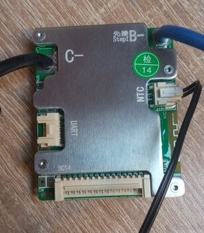 BMS pro 7S - 14S Li-Ion 30A, integrovaný Bluetooth pro monit
