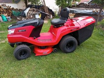 Zahradní traktor