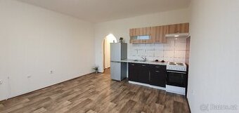 2kk+L po reko Hradecká 2657 volný od 1.8.2025
