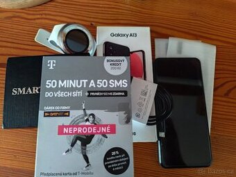 Mobilní telefon Samsung Galaxy A13 a chytré hodinky