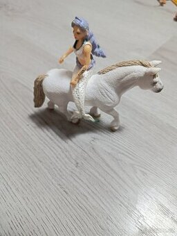 Schleich víla a kůň