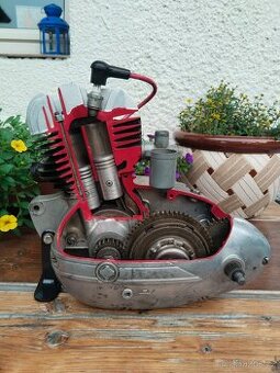 Manet 90 motor
