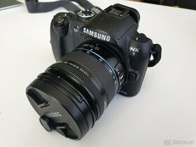 Samsung NX5 - 1