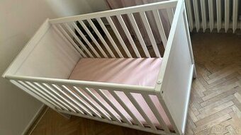 Postýlka IKEA Sundvik s matraci