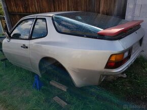 Porsche 944 karoserie