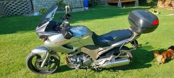 Yamaha TDM 900 a TDM 850