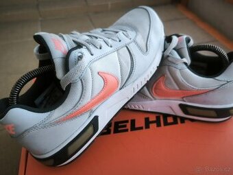 Tenisky Nike 38