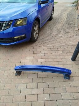 Výztuha zadního nárazníku Škoda Octavia 3