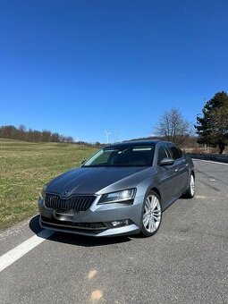 Superb 2.0 TSI benzin + zimní sada kol 19”