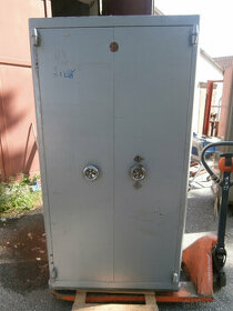 Trezor KOVONA - klika dveří náhradní díl za 500 kč