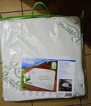 Romeo Memory Bamboo zvyšující podsedák