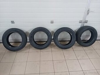 Celoroční pneu Barum Quartaris 5 185/60/15