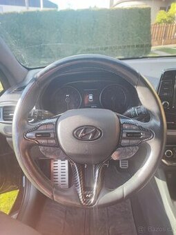Krytky na tlačítka Drive Mode a N pro Hyundai i30N
