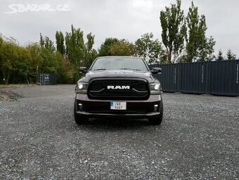 Dodge RAM 1500 Sport 5.7 HEMI 2013
