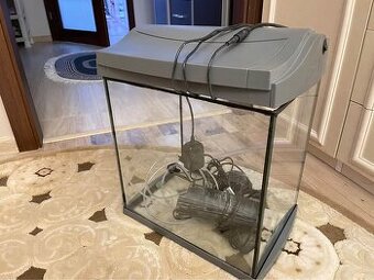 akvárium včetně doplňků