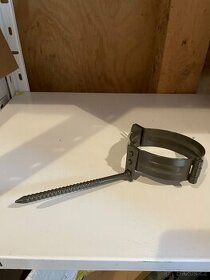 Prefa objímka svodu 100, trn 140mm, barva tm. hnědá, NOVÁ