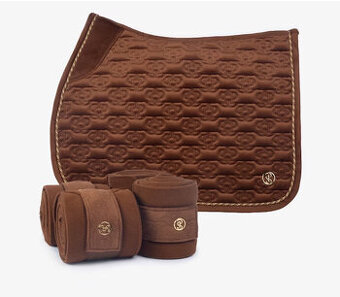 PS of Sweden_Velvet Monogram Jump