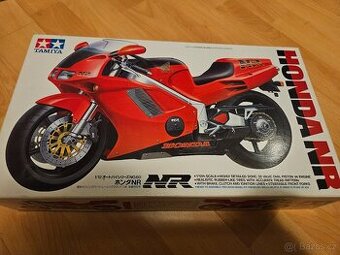 Tamiya 1:12 Honda NR750