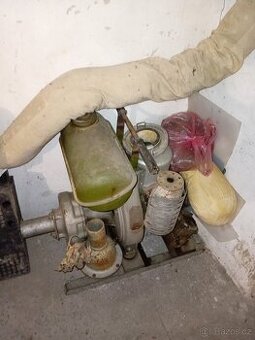 Hasičské čerpadlo / stříkačka