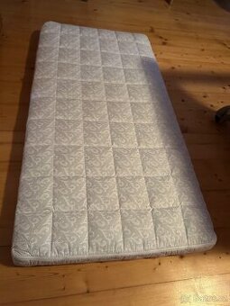 Matrace do postýlky