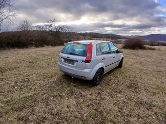 FORD FIESTA 1.3  51KW  velmi dobrý stav CENA 22TIS.Kč