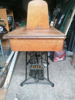 starožitný šicí stroj Bobbin. - 1