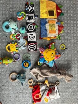 Sada hraček pro batolata