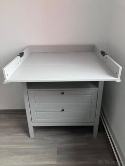 Přebalovací pult/komoda SUNDVIK