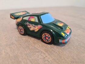 Modely aut McDonald - hrané