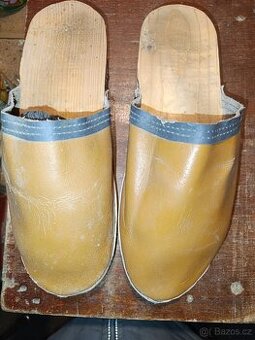 Prodám dřevěné pantofle