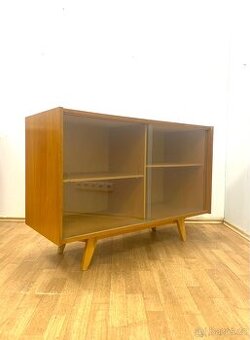 Retro komoda Jiroutek 60. léta Brusel