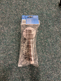 Nepoužitý set ruční sprchy – hlavice, hadice, redukce