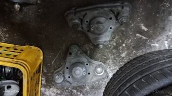 2x horní miska na ramena Superb 1