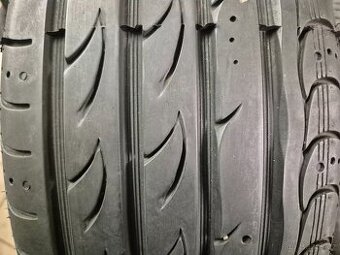 225/35 R19 SYRON (2x6 2x5,5mm) č.16234/G
