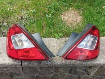 OPEL CORSA D- zadní světla