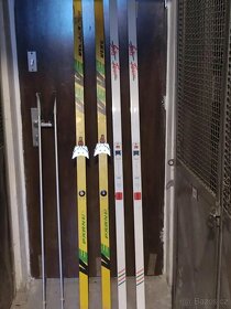 Běžecké lyže 1x Ski Tour délka 200cm, 1x VEVE VISU 200cm.1x