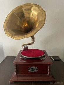 Replika starého gramofonu - 1