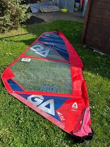 Plachta na windsurfing  4,5m - 1