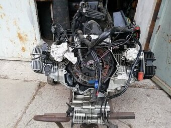 Motor bmw R1100r - 1