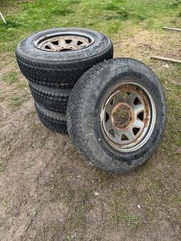 Sada kol Bridgestone Blizzak DM-V2 205/80/R16