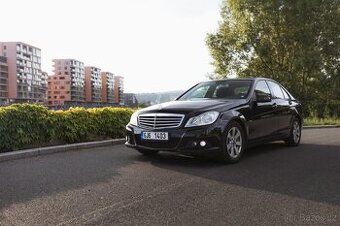 Mercedes-Benz C180 BlueEFFICIENCY 2012