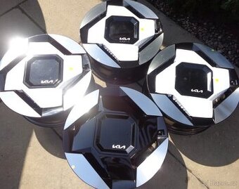 5x114,3 19" original KIA EV9 alukola s TPMS